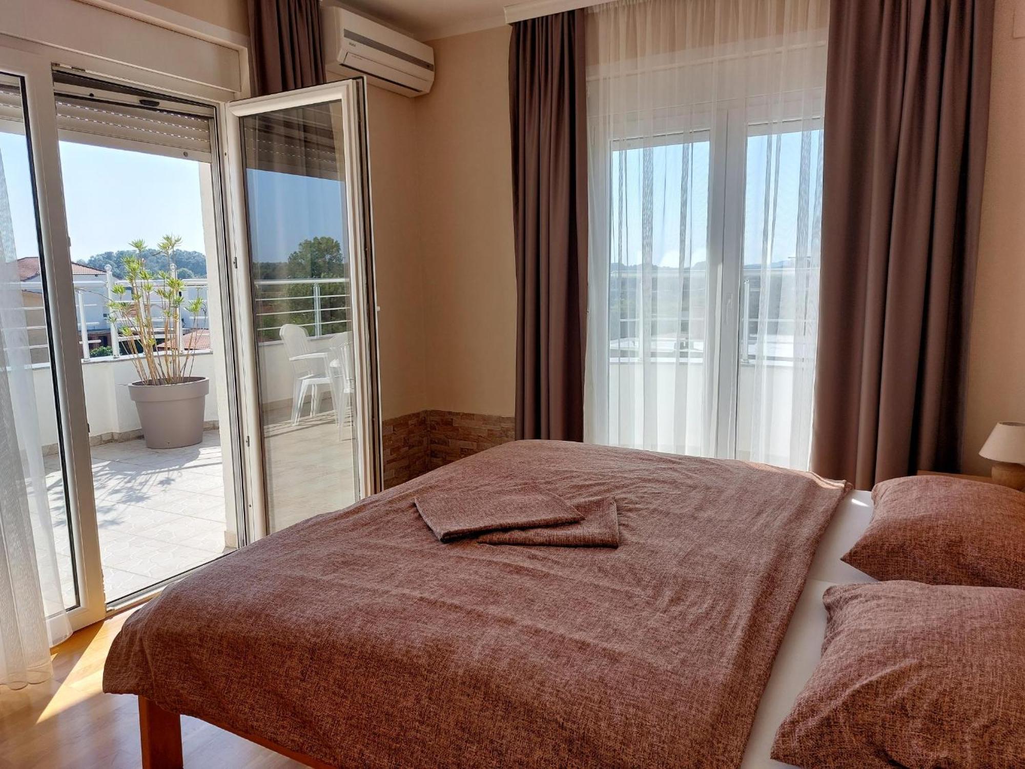 "House Muenster" Bed&Breakfast - Ulcinj Donji Stoj Habitación foto
